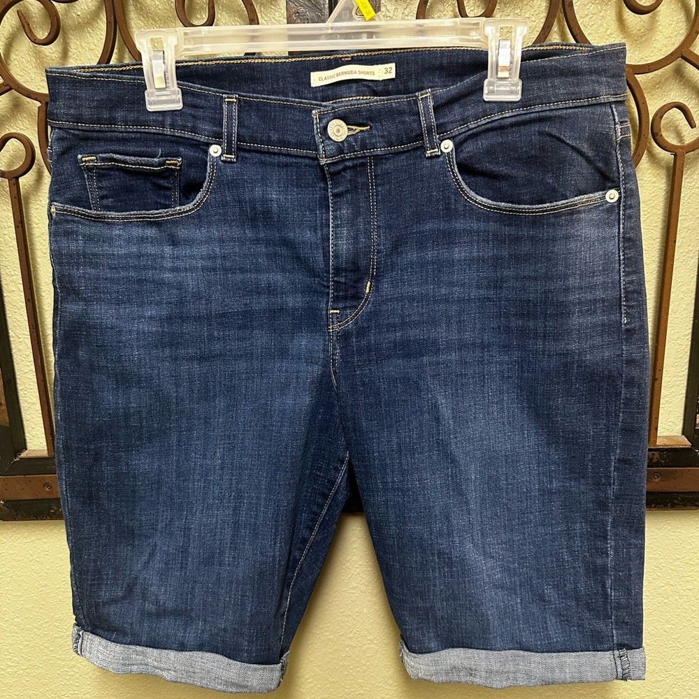 Levi Strauss & Co. Classic Bermuda dark blue Denim Shorts